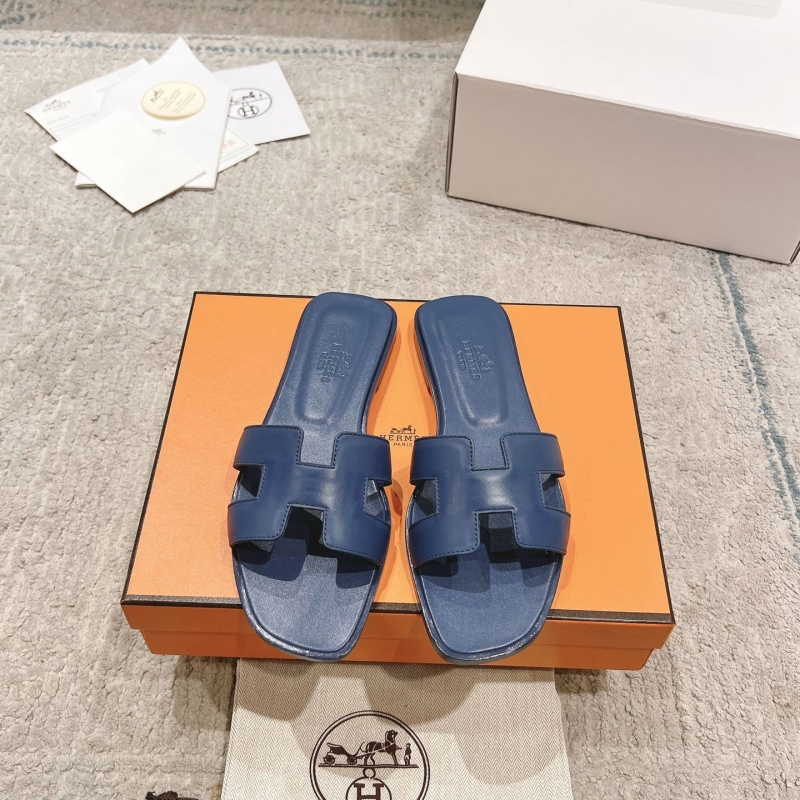 H**mes slippers